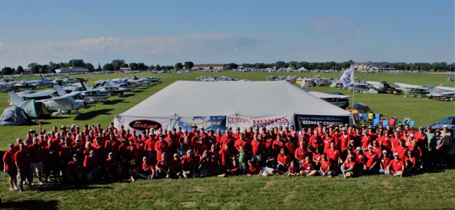 2018 Cessnas 2 Oshkosh Group Picture